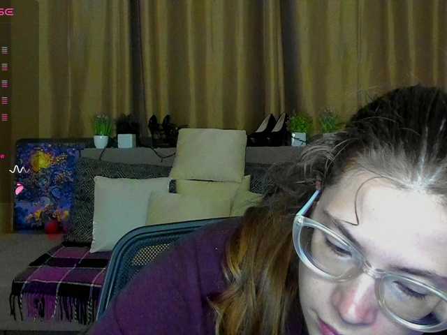 Preview of aliciafolow009
