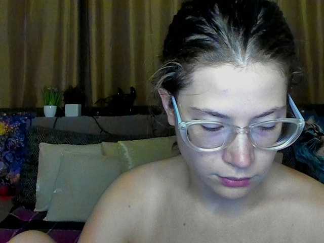 Aliciafolow009 from BongaCams is Freechat