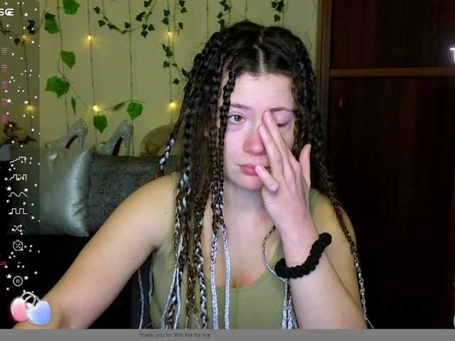 Aliciafolow009's BongaCams show and profile