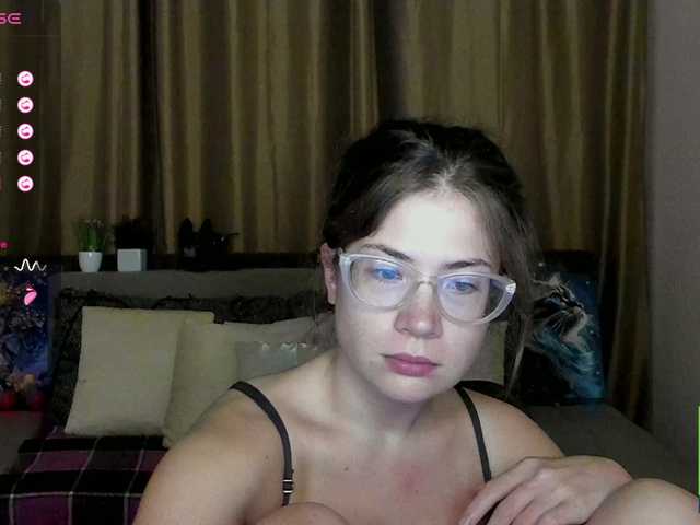  Aliciafolow009 chat room