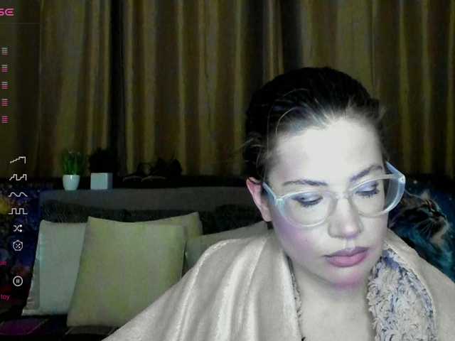Preview of aliciafolow009