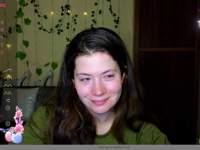 Aliciafolow009's BongaCams show and profile