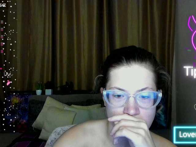 Explore naked performer Aliciafolow009 Aliciafolow009 from BongaCams