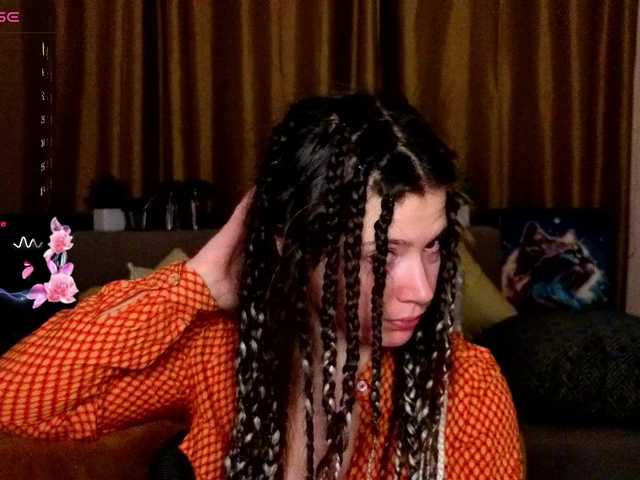 Aliciafolow009's BongaCams show and profile