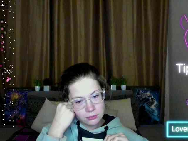 Aliciafolow009 webcam