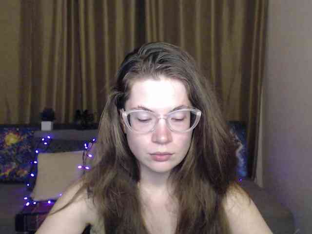 Aliciafolow009 webcam