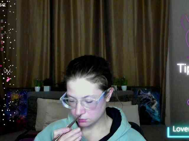 Aliciafolow009 webcam