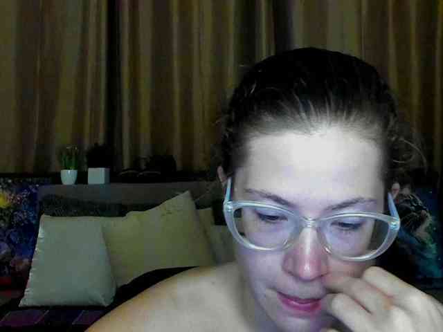 Aliciafolow009 webcam