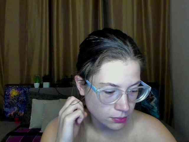 Aliciafolow009 webcam