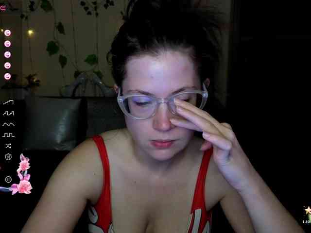 Aliciafolow009 webcam