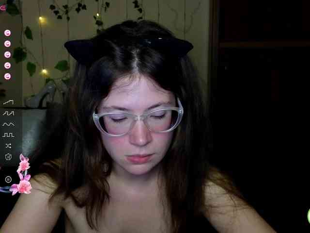 Aliciafolow009 webcam