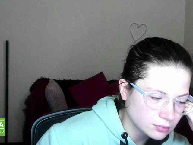Aliciafolow009 webcam