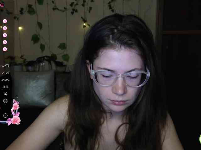 Aliciafolow009 webcam