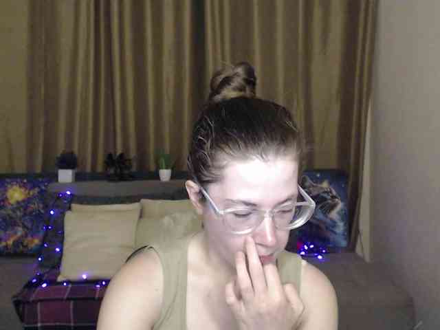 Aliciafolow009 webcam