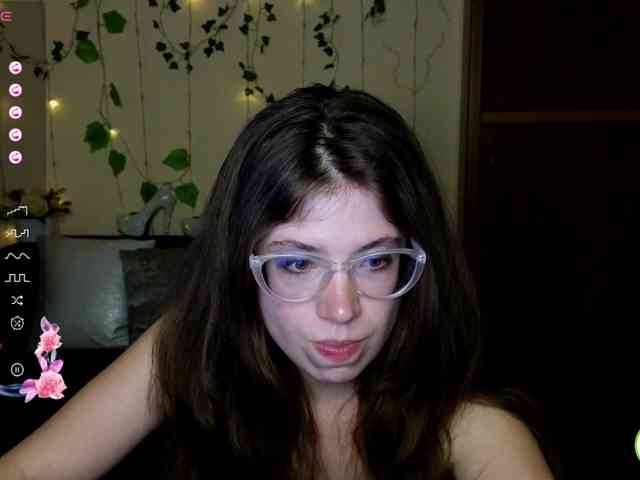 Aliciafolow009 webcam