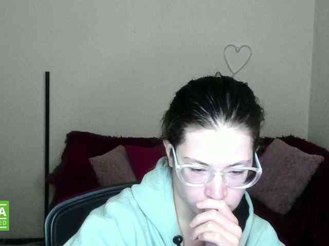 Aliciafolow009 webcam