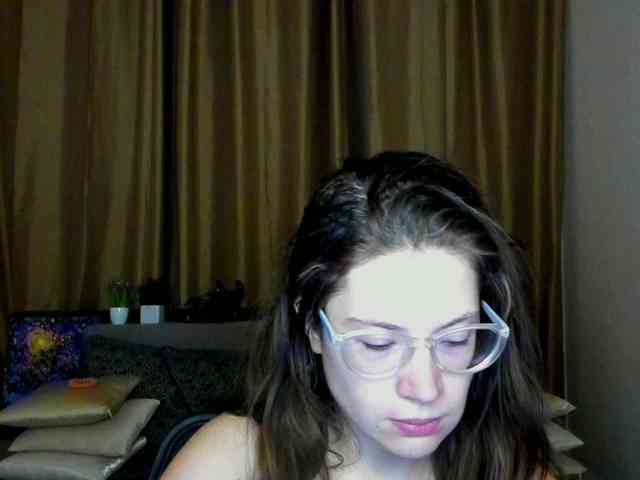 Aliciafolow009 webcam