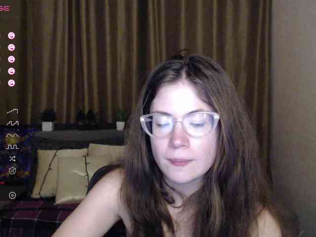 Aliciafolow009 webcam