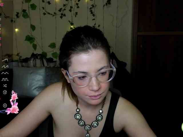 Aliciafolow009's Sexcam