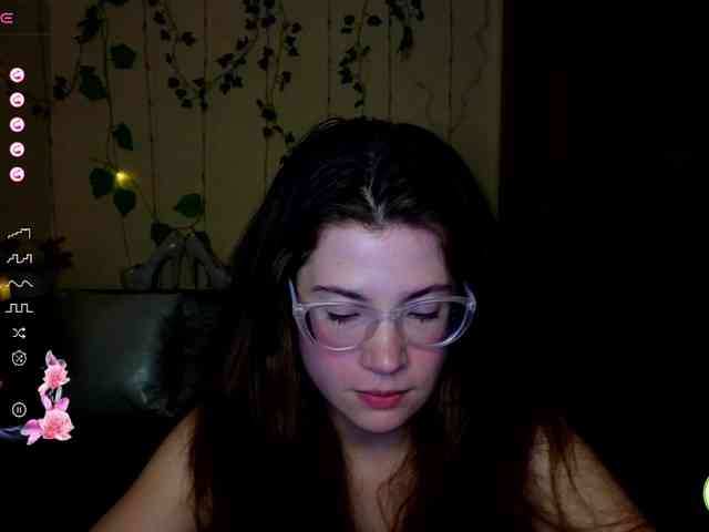 Aliciafolow009 webcam