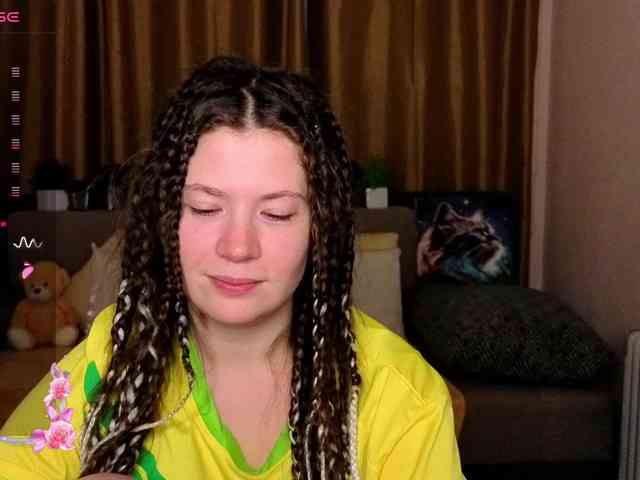 Aliciafolow009 webcam