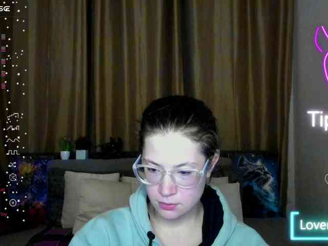 Aliciafolow009 webcam