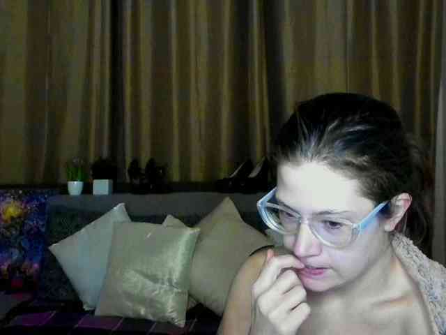 Aliciafolow009 webcam