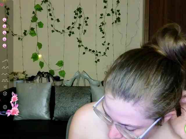 Aliciafolow009 webcam