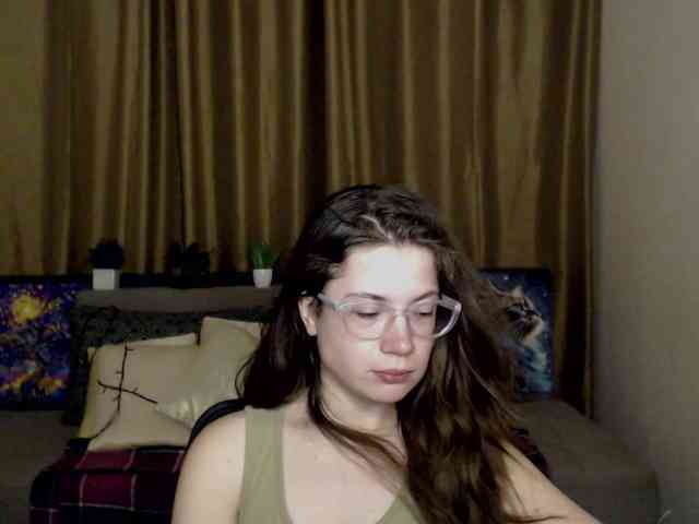 Aliciafolow009 webcam