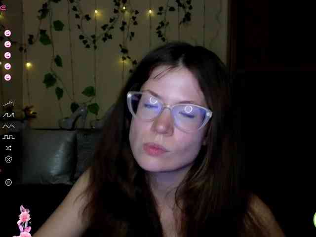 Aliciafolow009 webcam