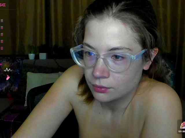 Aliciafolow009 webcam