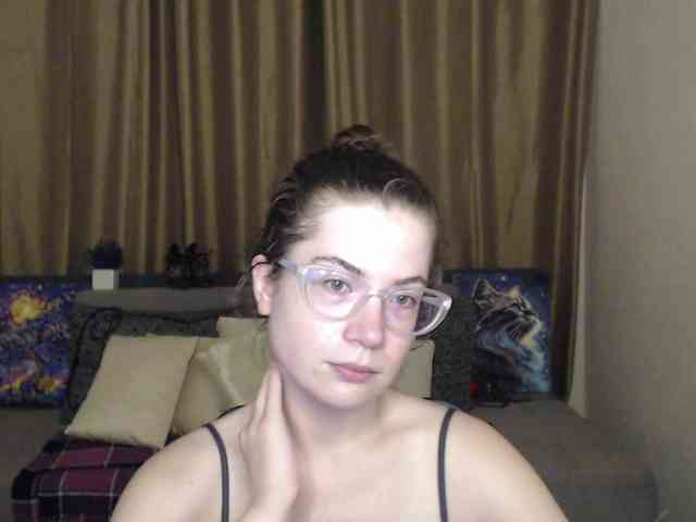 Aliciafolow009 webcam