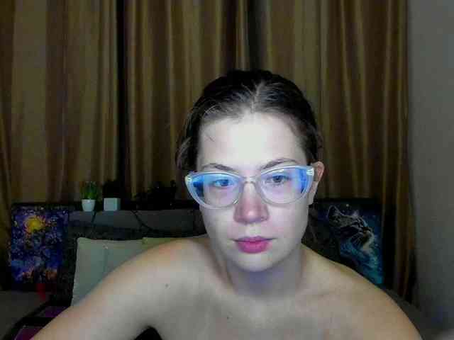 Aliciafolow009 webcam