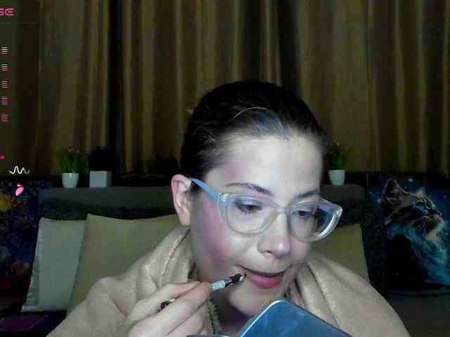 Aliciafolow009 webcam