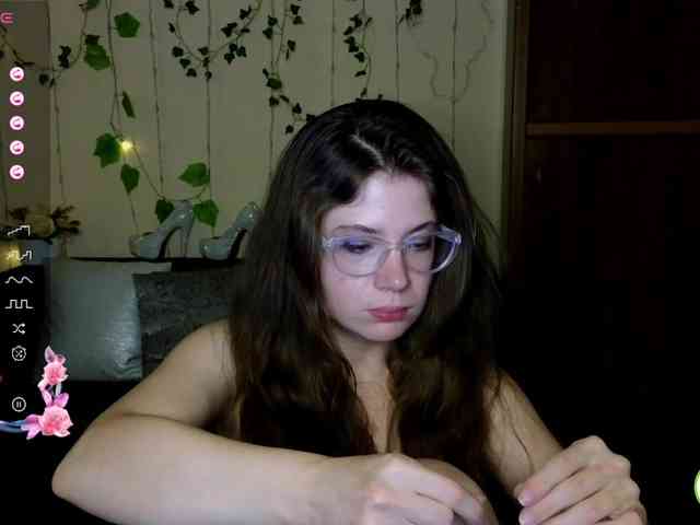 Aliciafolow009 webcam
