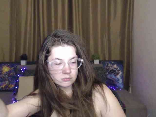 Aliciafolow009 webcam