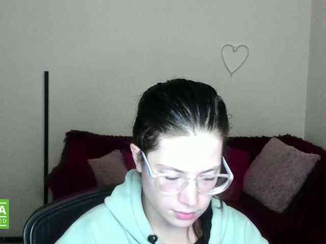 Aliciafolow009 webcam