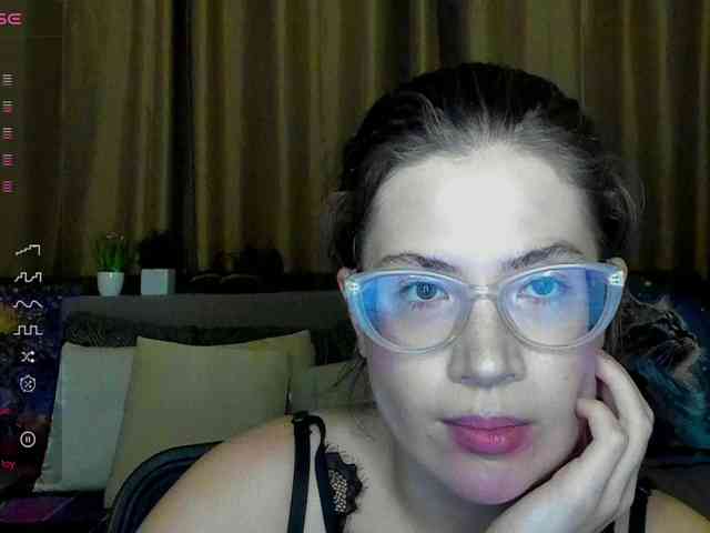 Aliciafolow009 webcam