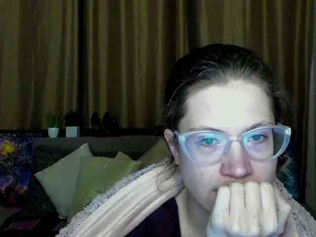 Aliciafolow009 webcam