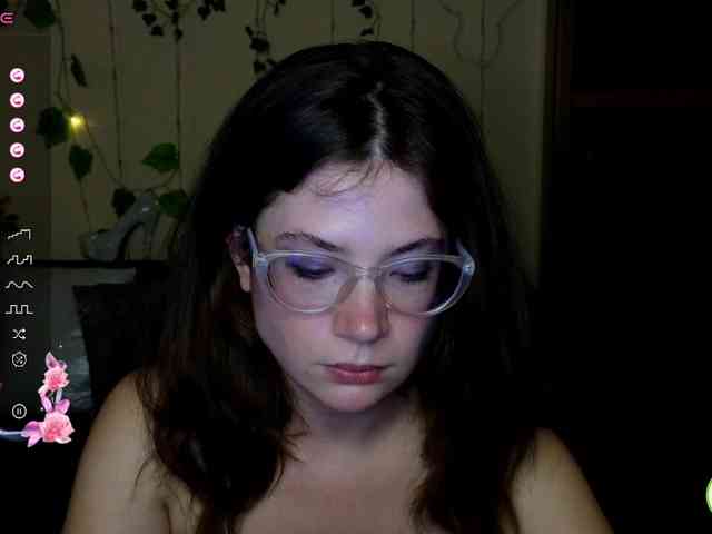 Aliciafolow009 webcam