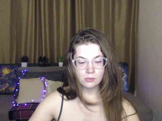Aliciafolow009 webcam