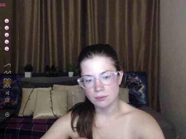 Aliciafolow009 webcam