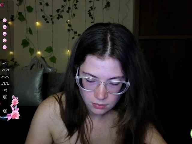 Aliciafolow009 webcam