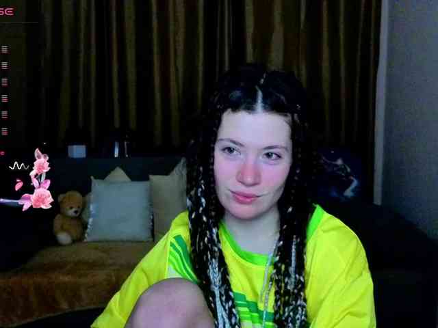 Aliciafolow009 webcam