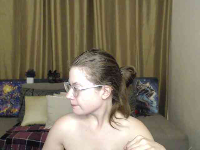 Aliciafolow009 webcam