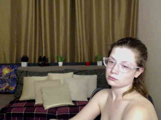 Aliciafolow009 webcam