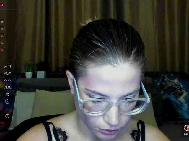 Aliciafolow009 webcam