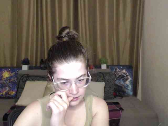 Aliciafolow009 webcam