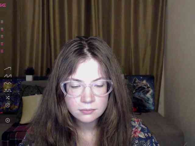 free strip chat Aliciafolow009