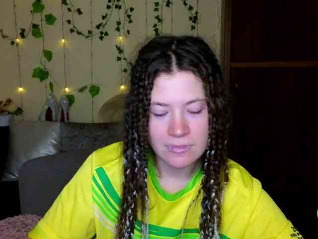 Aliciafolow009 Live Webcam on BongaCams